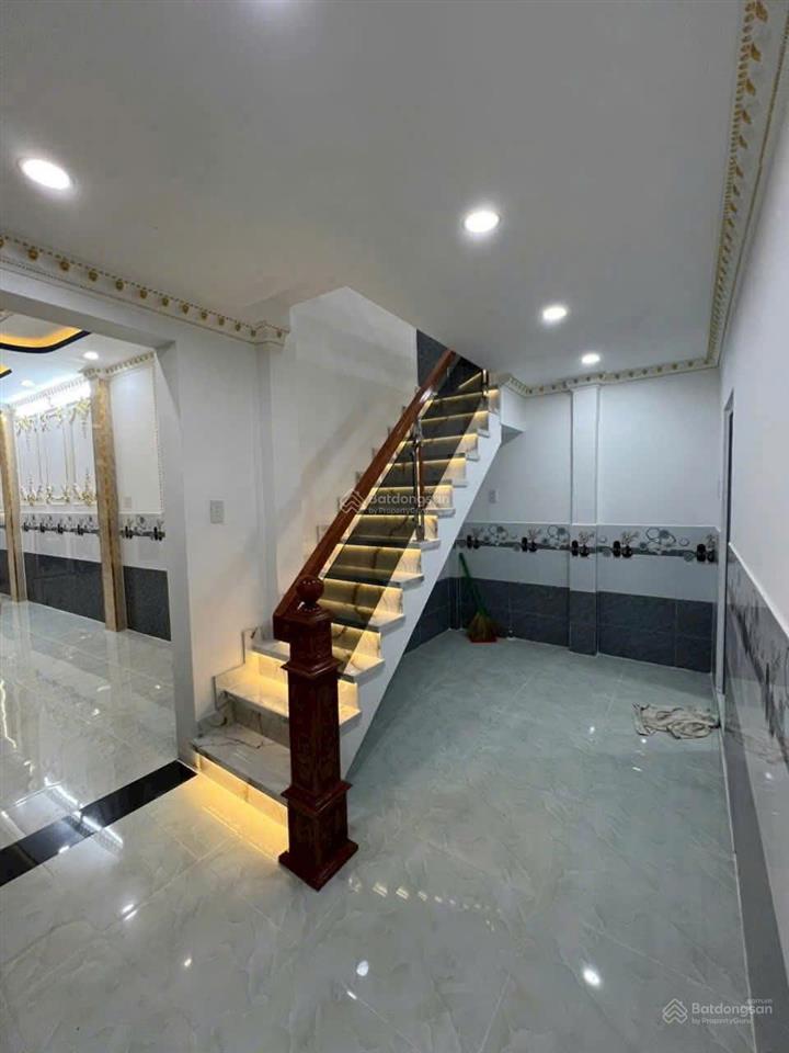 Nhà mới đẹp vuông vức 4x11m đường liên khu 56 bình tân