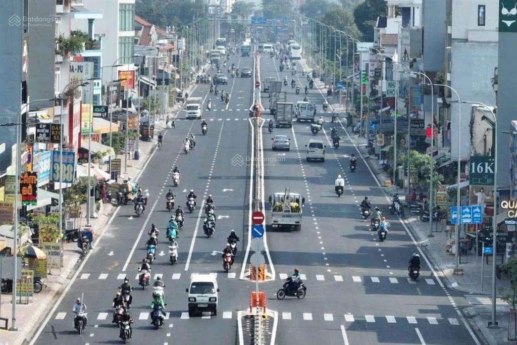 Bán tòa nhà doanh thu 210tr/tháng gần aeon tân phú