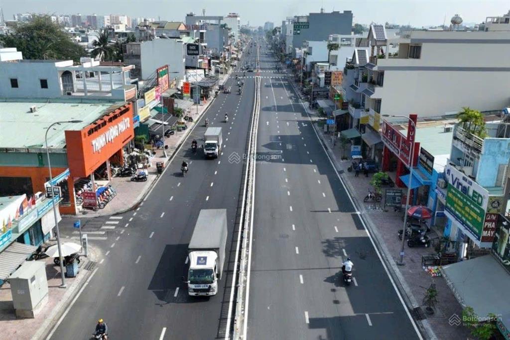 Bán tòa nhà doanh thu 210tr/tháng gần aeon tân phú