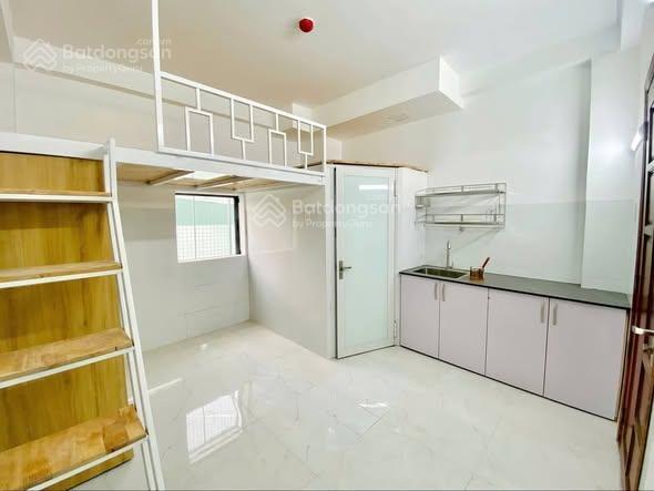 Phòng trệt có máy lạnh giá 2,8tr gần trường kim đồng