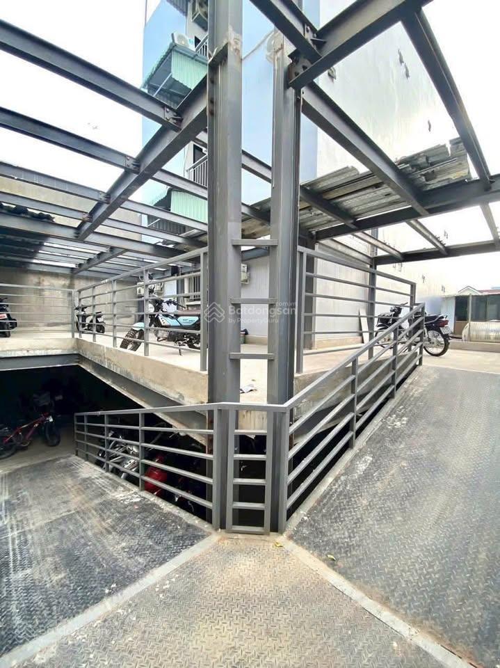Bán tòa nhà đường tân kỳ tân quý, bình tân, dòng tiền 210tr/tháng