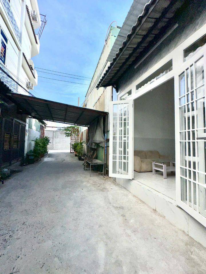 NHÀ 2 PHÒNG NGỦ 2WC GẦN NGAY CÔNG VIÊN HỒ TRÁI TIM, BÌNH TÂN  