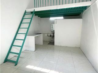 Phòng trống, gác cao, ở ngay đường liên khu 56 bình tân