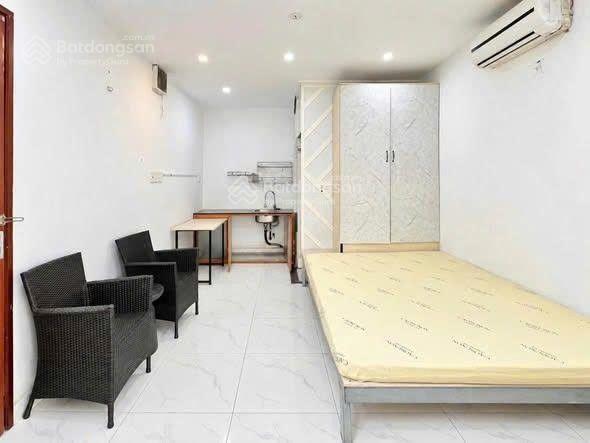Còn 1 phòng hiếm có full nội thất máy lạnh giường ngủ