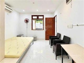 Còn 1 phòng hiếm có full nội thất máy lạnh giường ngủ