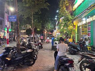 Căn góc 250m2, 3 mặt thoáng, 6 ban công dương khuê, cầu giấy