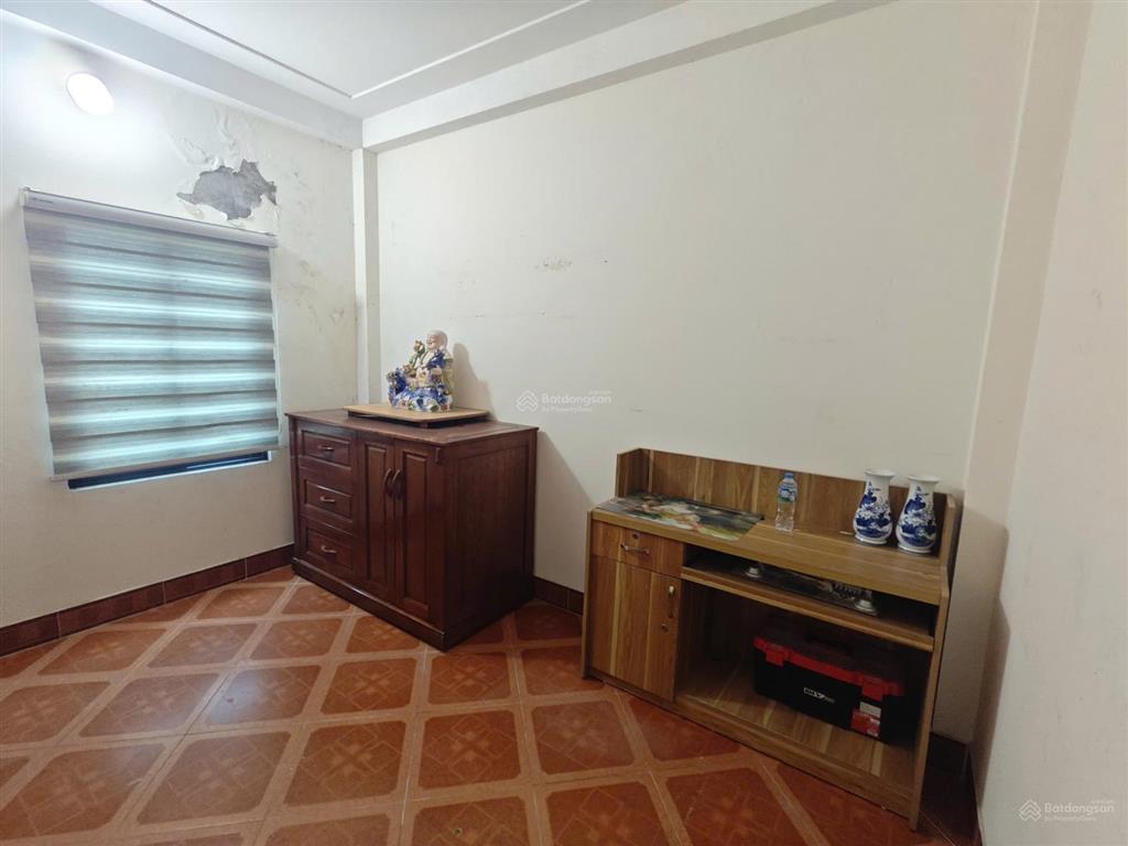 Cho thuê nhà 4 tầng (4pn, 3wc, 43m2) tại ngõ 73, tứ liên, q. tây hồ, giá cực chất 12 triệu vnd/th