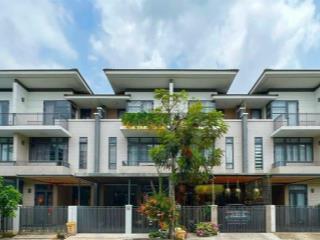 Nhà phố lavila kiến á  105.6m2  full nội thất đẹp sổ hồng gía 15 tỷ  0932 991 ***