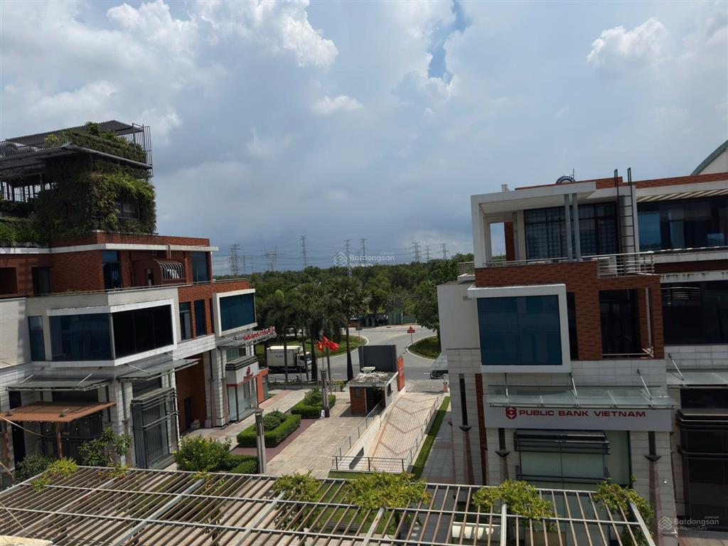 Biệt thự galeria kiến á 245m2  full nội thất đẹp có thang máy bán nhanh 28 tỷ 0932 991 ***