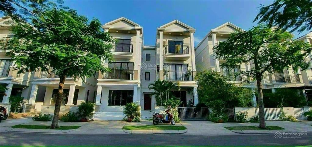 Cần bán nhanh biệt thự nine south 122.5m2 nhà full nội thất sẵn sổ đỏ giá 17.3 tỷ 0932 991 ***