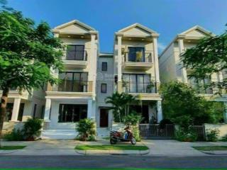 Cần bán nhanh biệt thự nine south 122.5m2 nhà full nội thất sẵn sổ đỏ giá 17.3 tỷ 0932 991 ***