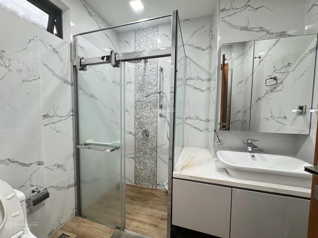 Bán nhanh biệt thự nine southhoàn thiện cao cấp  140m2 sẵn phòng chiếu phim, sauna  0932 991 ***