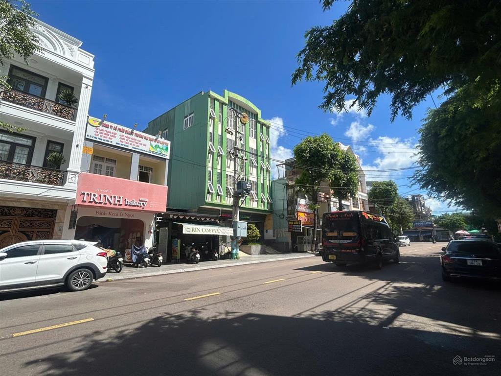 Bán nhà mt đường lê hồng phong trung tâm quy nhơn, dt 97,8m², vị trí trung tâm phù hợp kinh doanh