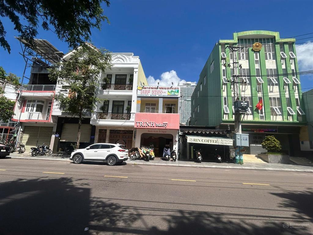 Bán nhà mt đường lê hồng phong trung tâm quy nhơn, dt 97,8m², vị trí trung tâm phù hợp kinh doanh