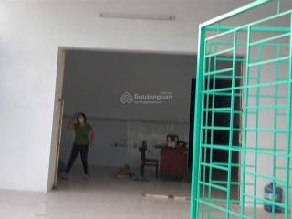 Cho thuê nhà ngang 6m dài 20m mặt tiền đường phan văn đáng cất mới 100% có máy lạnh tủ bàn ghế 6tr