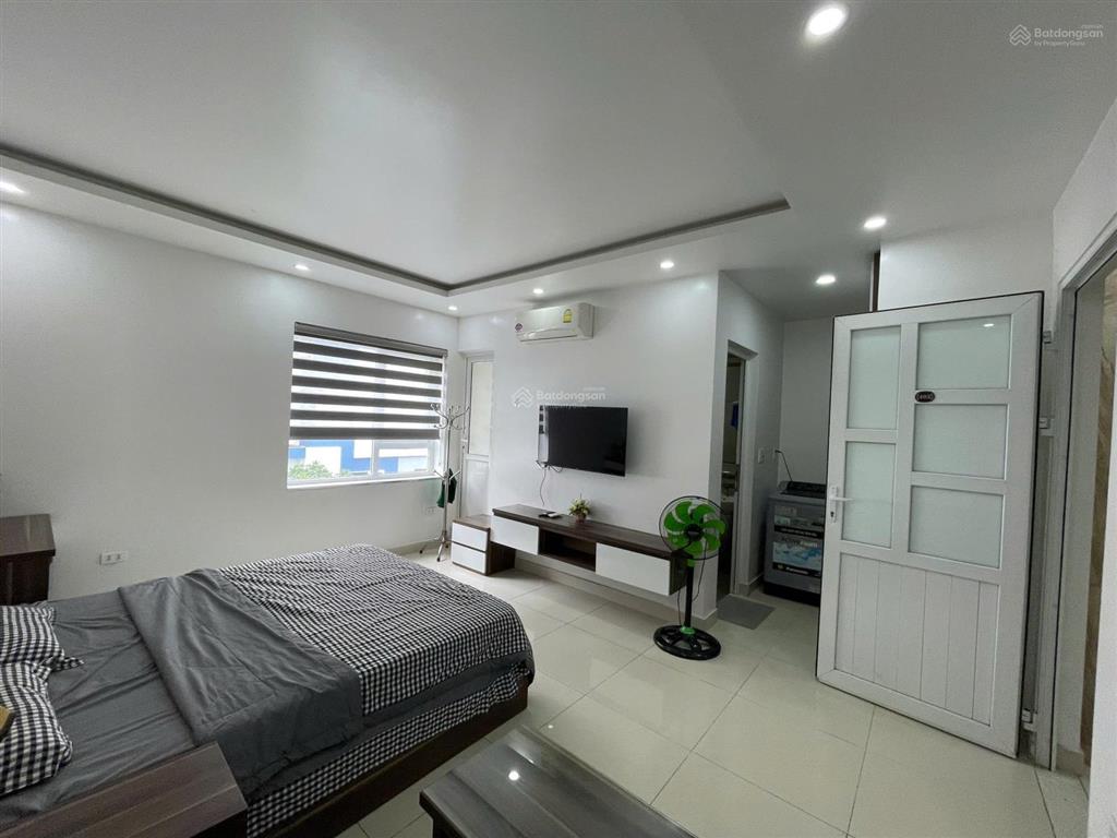 Cho thuê căn hộ 1 p.ngủ tách bếp (40m2) kđt waterfront city.