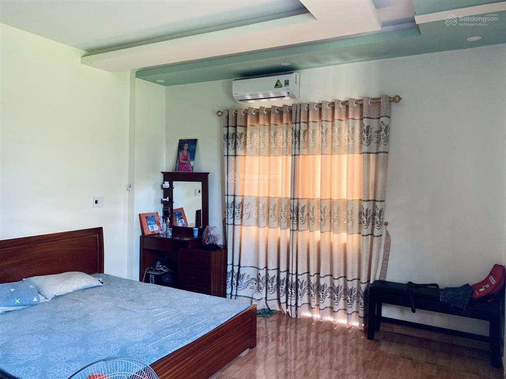Cho thuê nhà lô góc văn cao, dt 65m2, 3 phòng ngủ thiết kế hiện đại