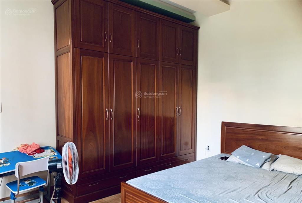 Cho thuê nhà lô góc văn cao, dt 65m2, 3 phòng ngủ thiết kế hiện đại