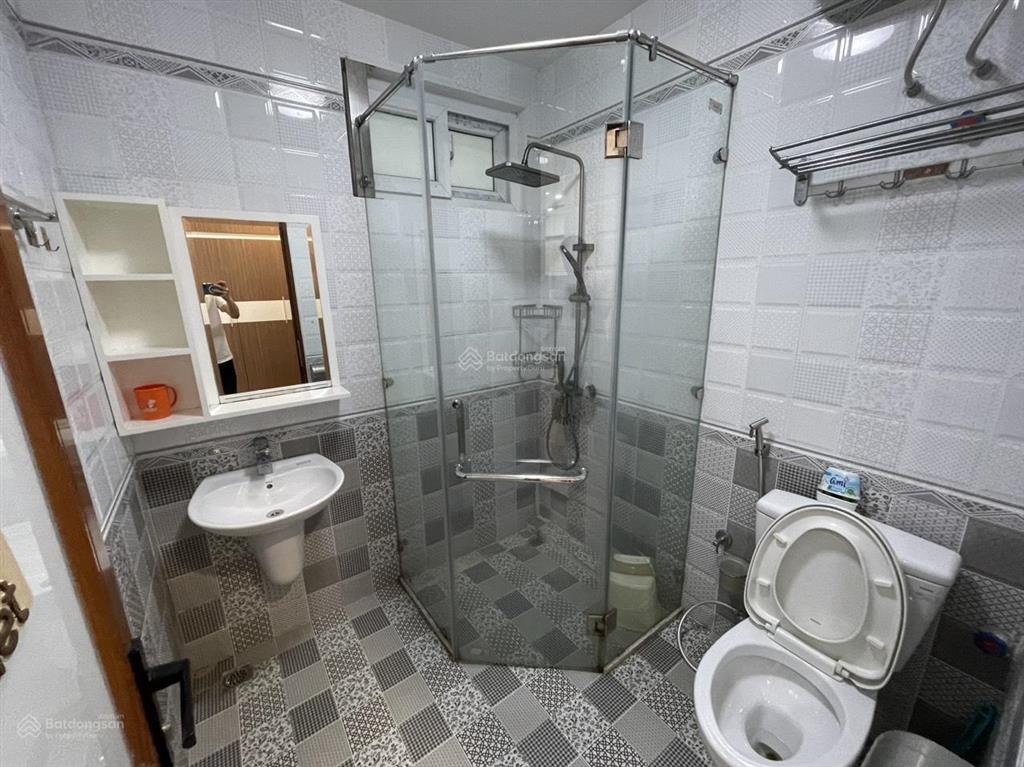 Cho thuê căn hộ 1 ngủ tách bếp rộng (40m2) waterfront city.