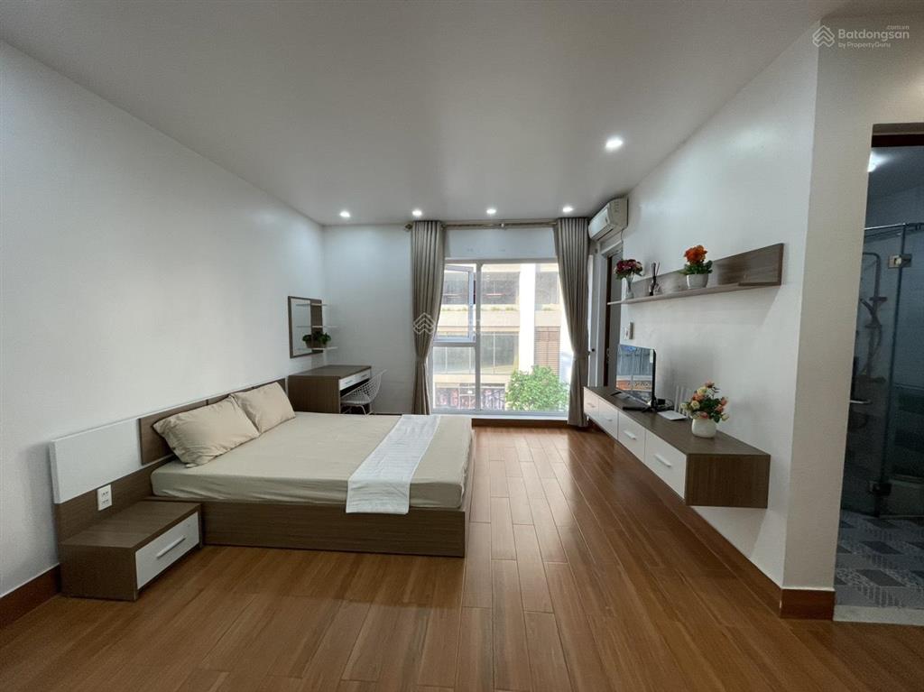 Cho thuê căn hộ 1 ngủ tách bếp rộng (40m2) waterfront city.