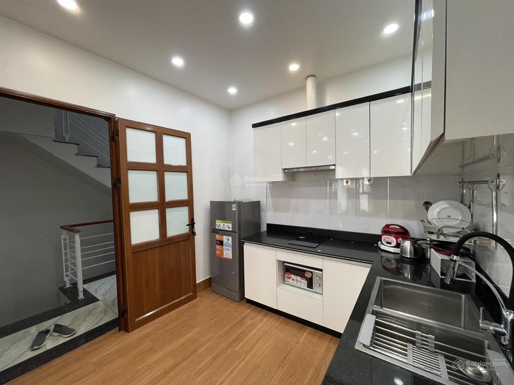 Cho thuê căn hộ 1 ngủ tách bếp rộng (40m2) waterfront city.