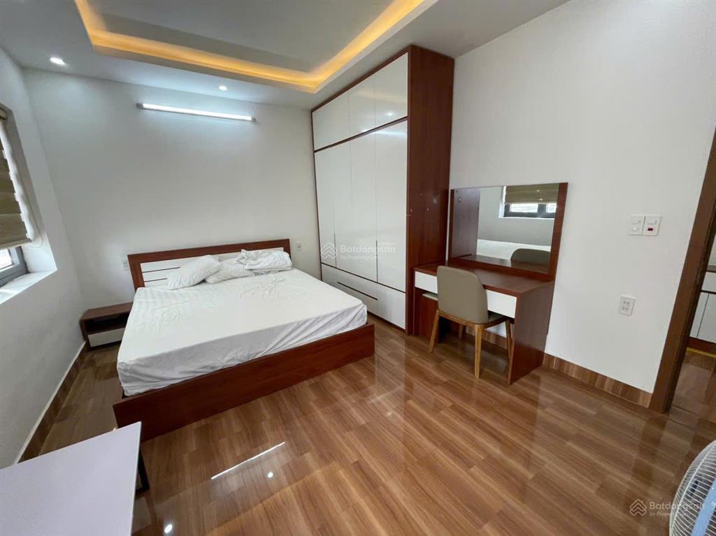 Cho thuê căn hộ 2 p.ngủ rộng (90m2) tại waterfront city.