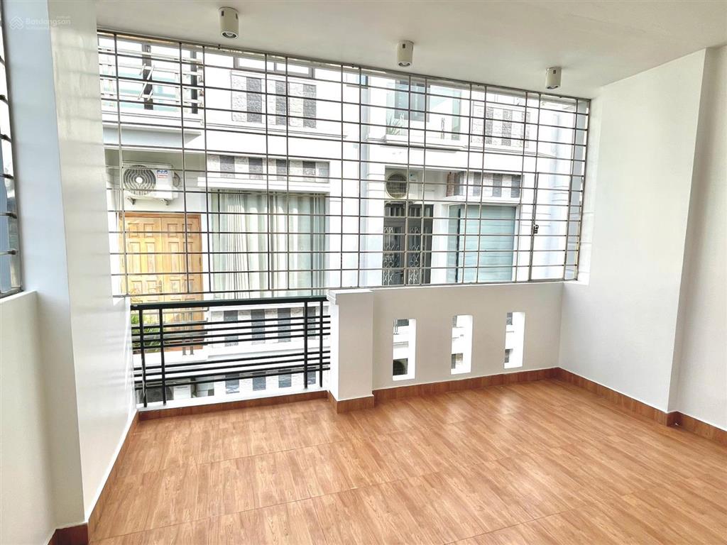 Cho thuê nhà phố văn cao, dt 65m2 x 4 tầng, 3 ngủ khép kín full đồ.