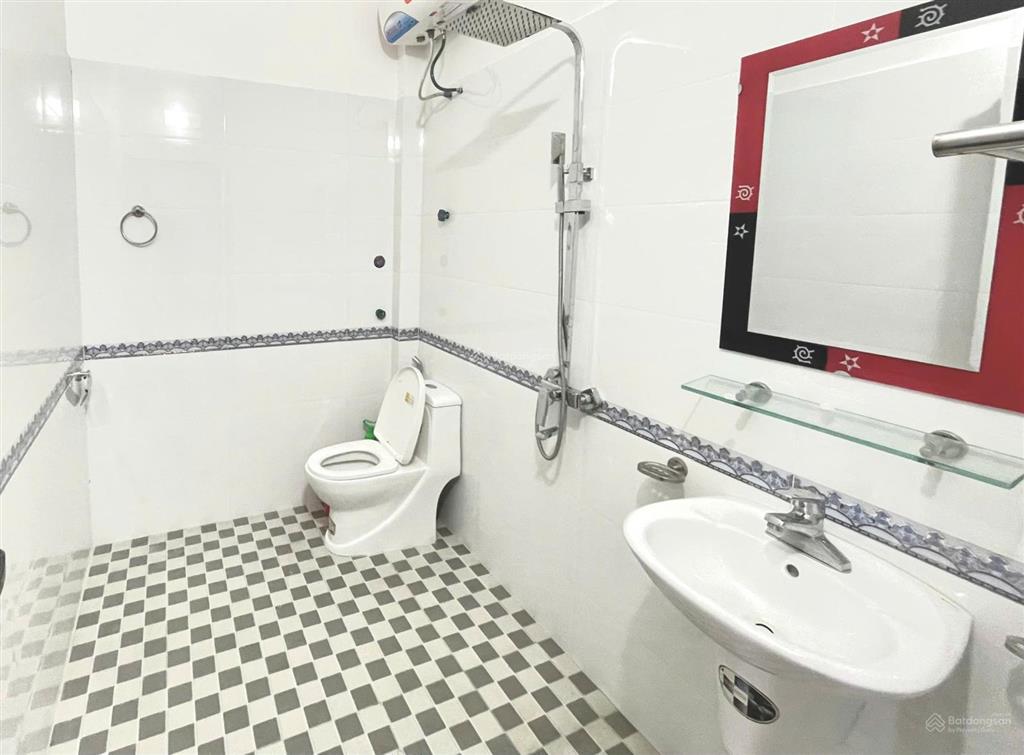 Cho thuê nhà phố văn cao, dt 65m2 x 4 tầng, 3 ngủ khép kín full đồ.