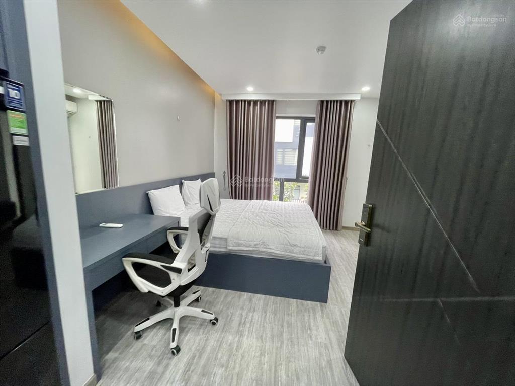 Cho thuê căn hộ cao cấp waterfront city, 1 phòng ngủ (35m²), có ban công.