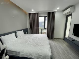 Cho thuê căn hộ cao cấp waterfront city, 1 phòng ngủ (35m²), có ban công.