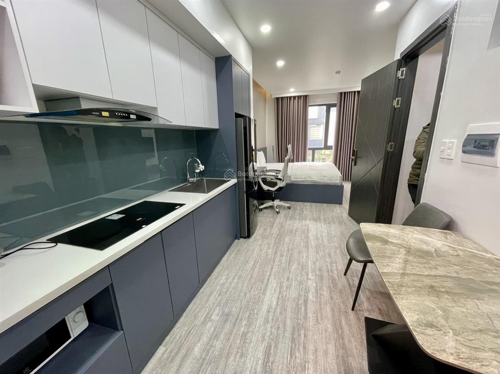Cho thuê căn hộ cao cấp waterfront city, 1 phòng ngủ (35m²), có ban công.
