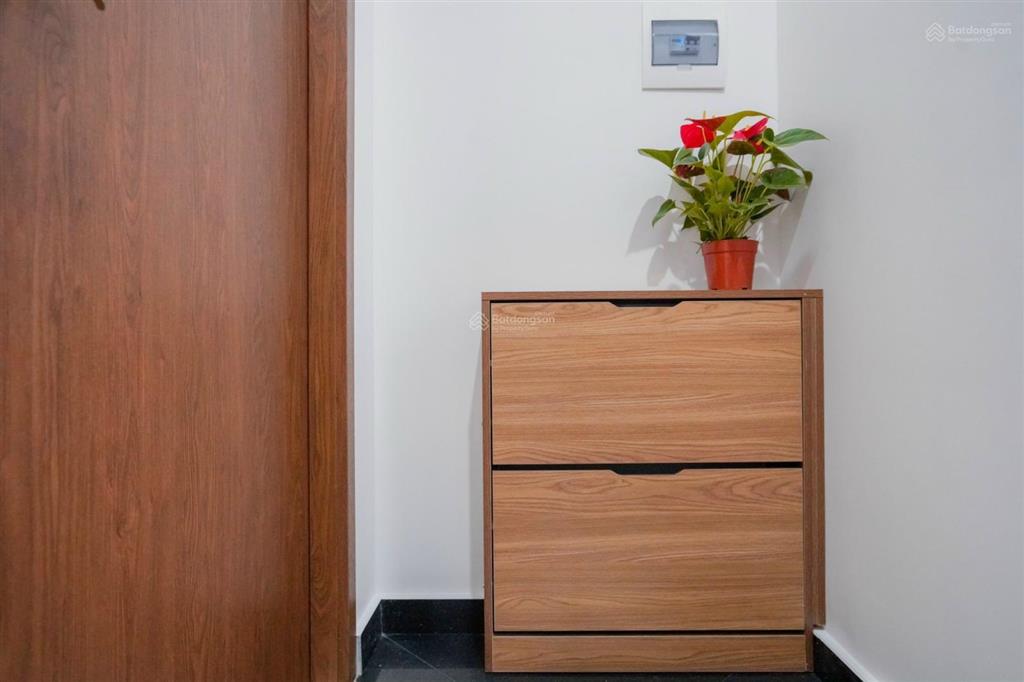 Cho thuê căn hộ dịch vụ vinhomes marina, 1 ngủ tách bếp (35m2).