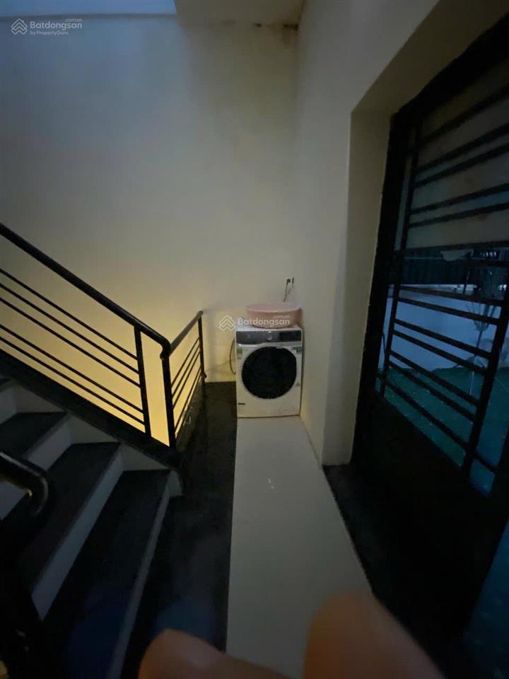 Cho thuê nhà khu phân lô văn cao, dt 70m2, 3 phòng ngủ, full đồ
