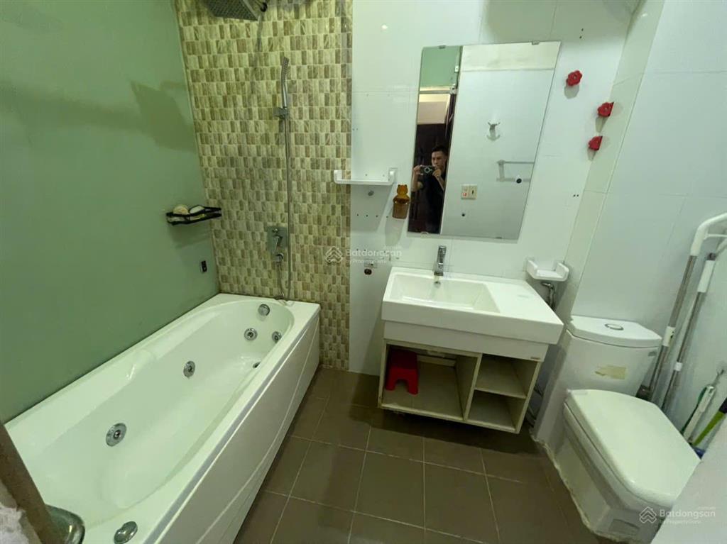 Cho thuê nhà khu phân lô văn cao, dt 70m2, 3 phòng ngủ, full đồ