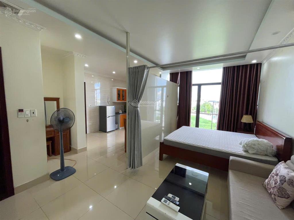 Cho thuê căn hộ waterfront city, 1 phòng ngủ rộng (40m²), có ban công thoáng.
