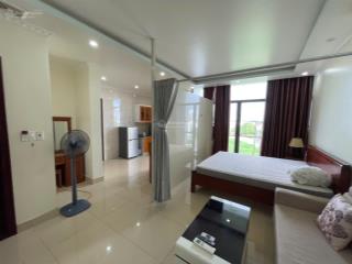 Cho thuê căn hộ waterfront city, 1 phòng ngủ rộng (40m²), có ban công thoáng.