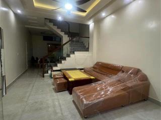 Cho thuê nhà nguyên căn phố văn cao, dt 50m², 5 phòng ngủ.