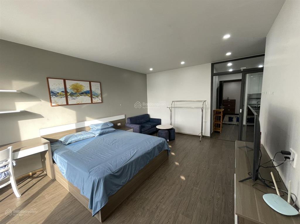 Cho thuê căn hộ 1 ngủ tách bếp rộng (42m2) waterfront city.