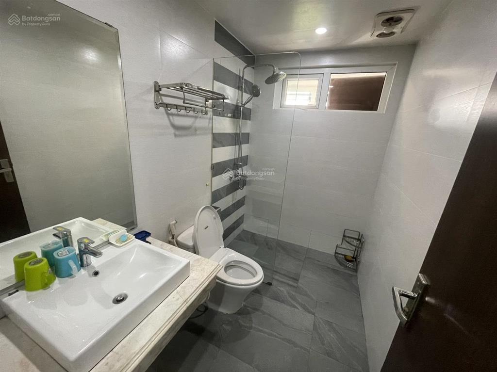 Cho thuê căn hộ 1 ngủ tách bếp rộng (42m2) waterfront city.