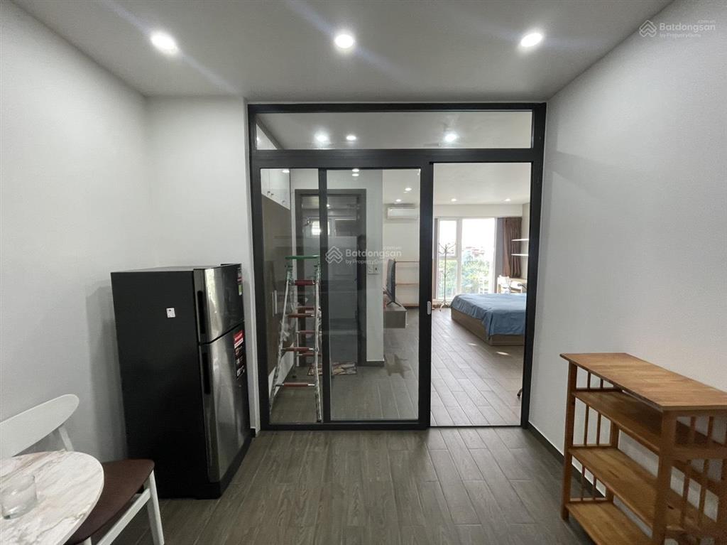Cho thuê căn hộ 1 ngủ tách bếp rộng (42m2) waterfront city.