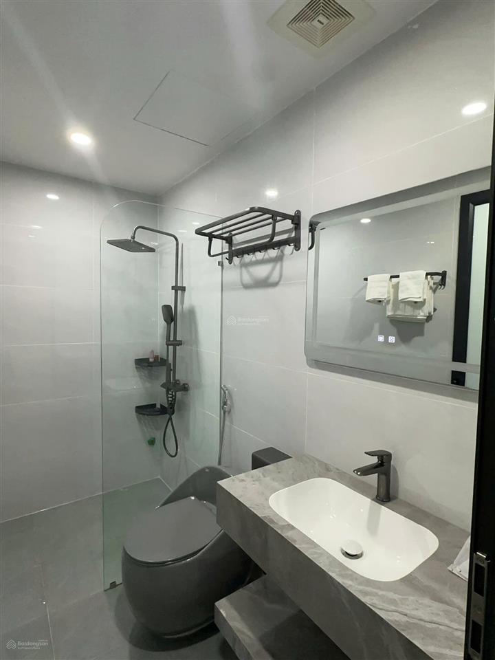Cho thuê nhà nguyên căn văn cao, 4 phòng ngủ full đồ, dt 55m2 x 4 tầng.