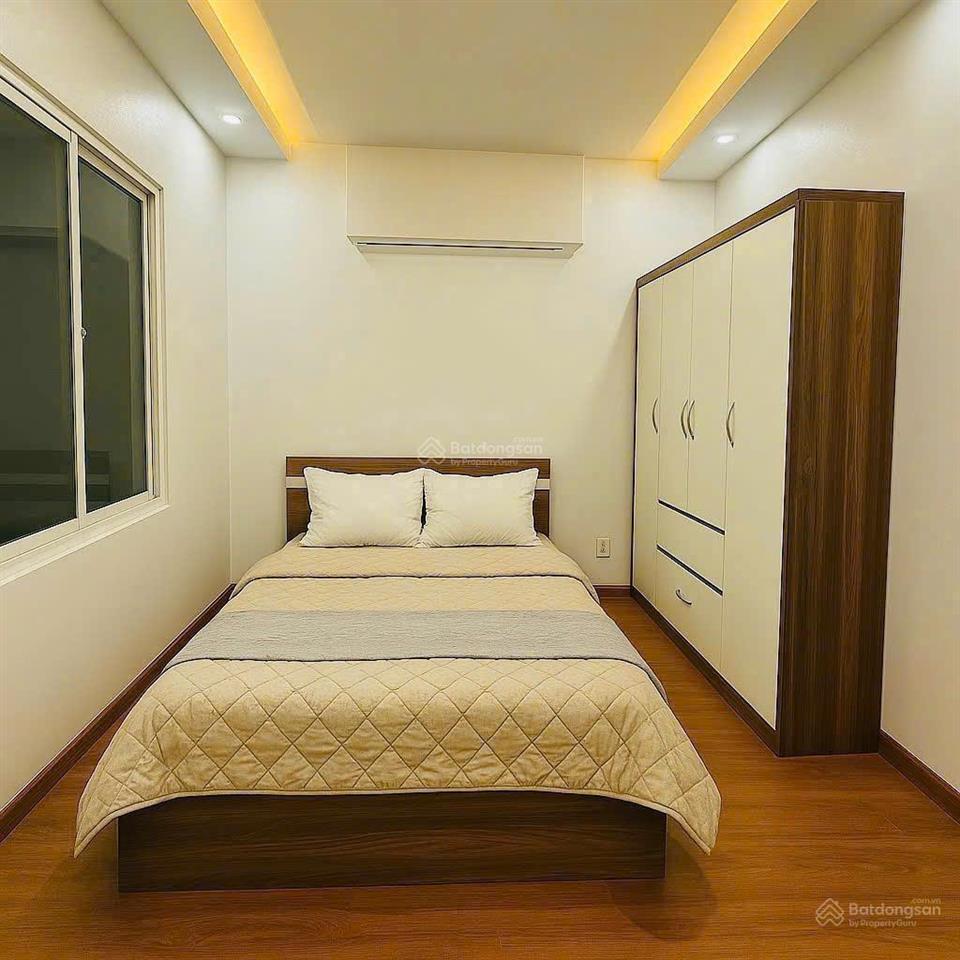 Cho thuê nhà khu phân lô văn cao, dt 90m2, 4 phòng ngủ full đồ.