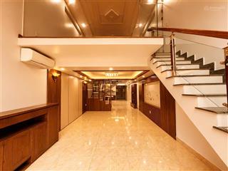 Cho thuê nhà khu phân lô văn cao, dt 90m2, 4 phòng ngủ full đồ.