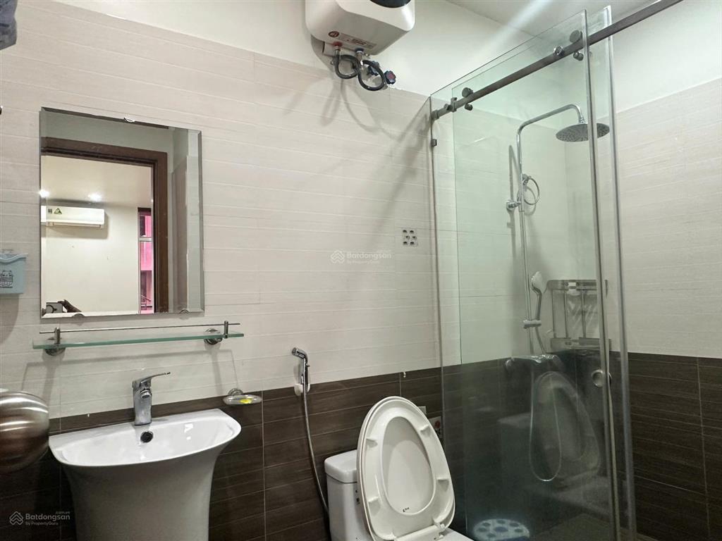Cho thuê căn hộ 1 ngủ (studio) 40m2 waterfront city, đủ nội thất.