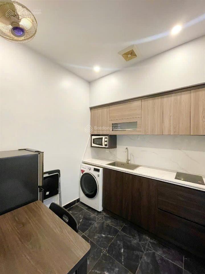 Cho thuê căn hộ cao cấp 1 ngủ tách bếp (35m2) vinhomes marina