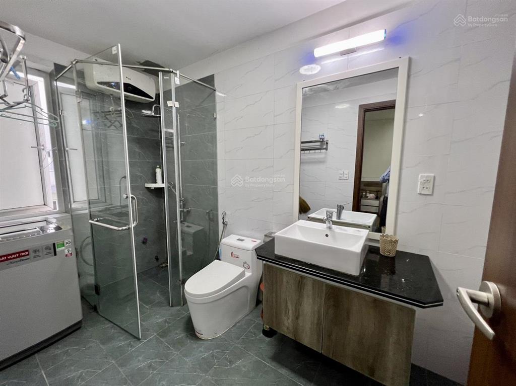 Cho thuê căn hộ 1 ngủ tách bếp waterfront city, dt 38m2