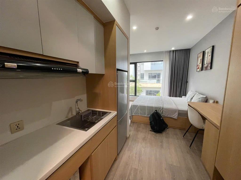 Cho thuê căn hộ dịch vụ waterfront city, 1 phòng ngủ (35m2), có ban công