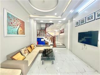 Cho thuê nhà nguyên căn phố văn cao, dt80m2, 5 ngủ khép kín.