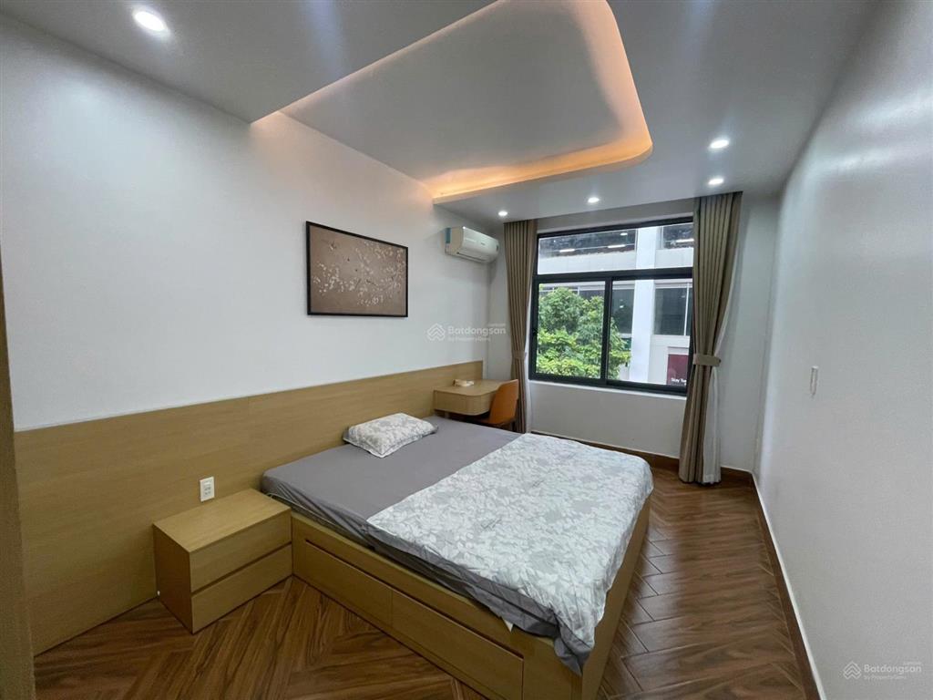 Cho thuê căn hộ dịch vụ 2 phòng ngủ rộng (80m2) tại waterfront city.