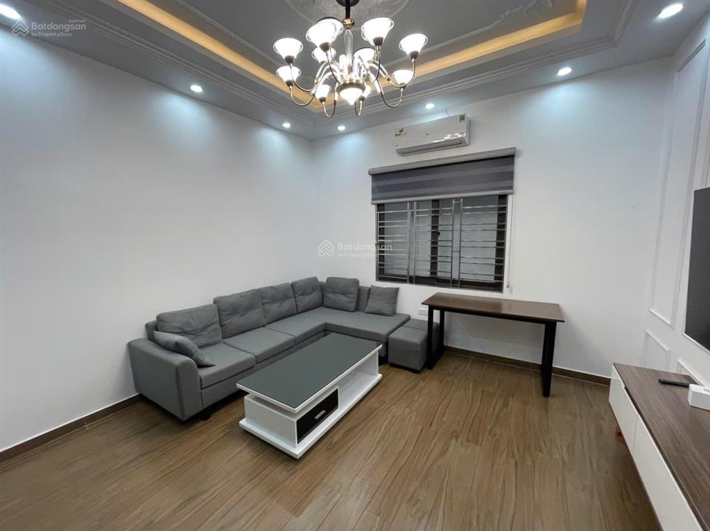 Cho thuê nhà phố văn cao, dt 60m2, 4 phòng ngủ, nội thất mới